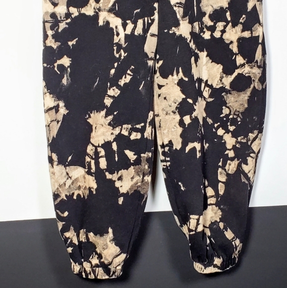 Custom Reverse Tiedye Sweatpants - Picture 3 of 9